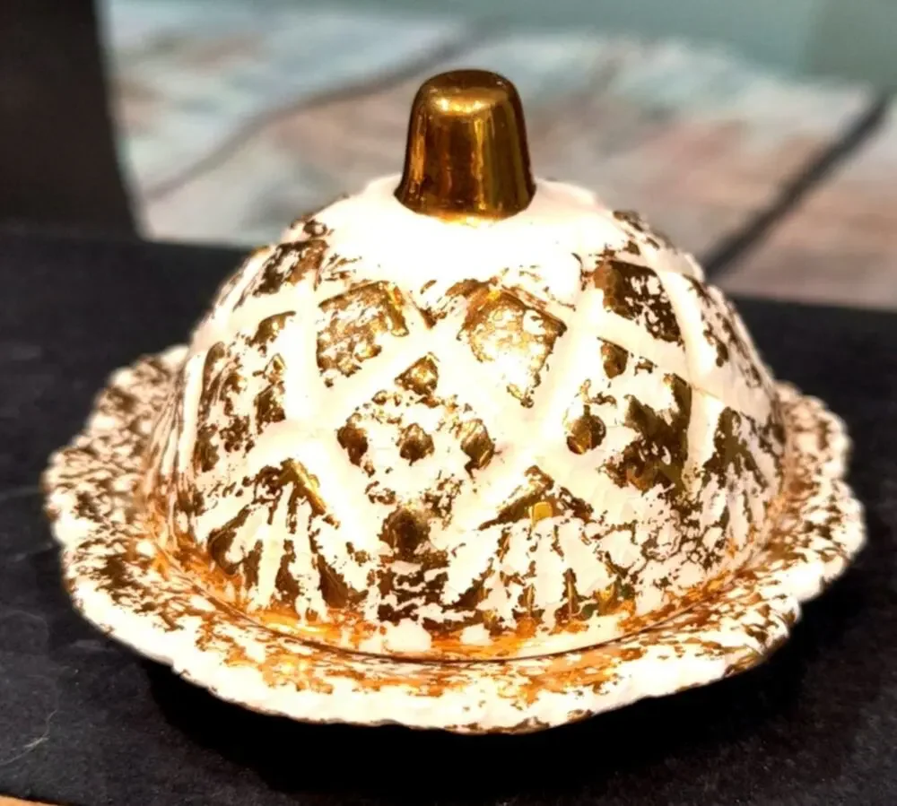 742. Mini Covered Butter Dish Cream and Gold